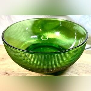 Vintage Emerald Green Ribbed Depression Glass Snack Fruit Bowl Collectible MCM